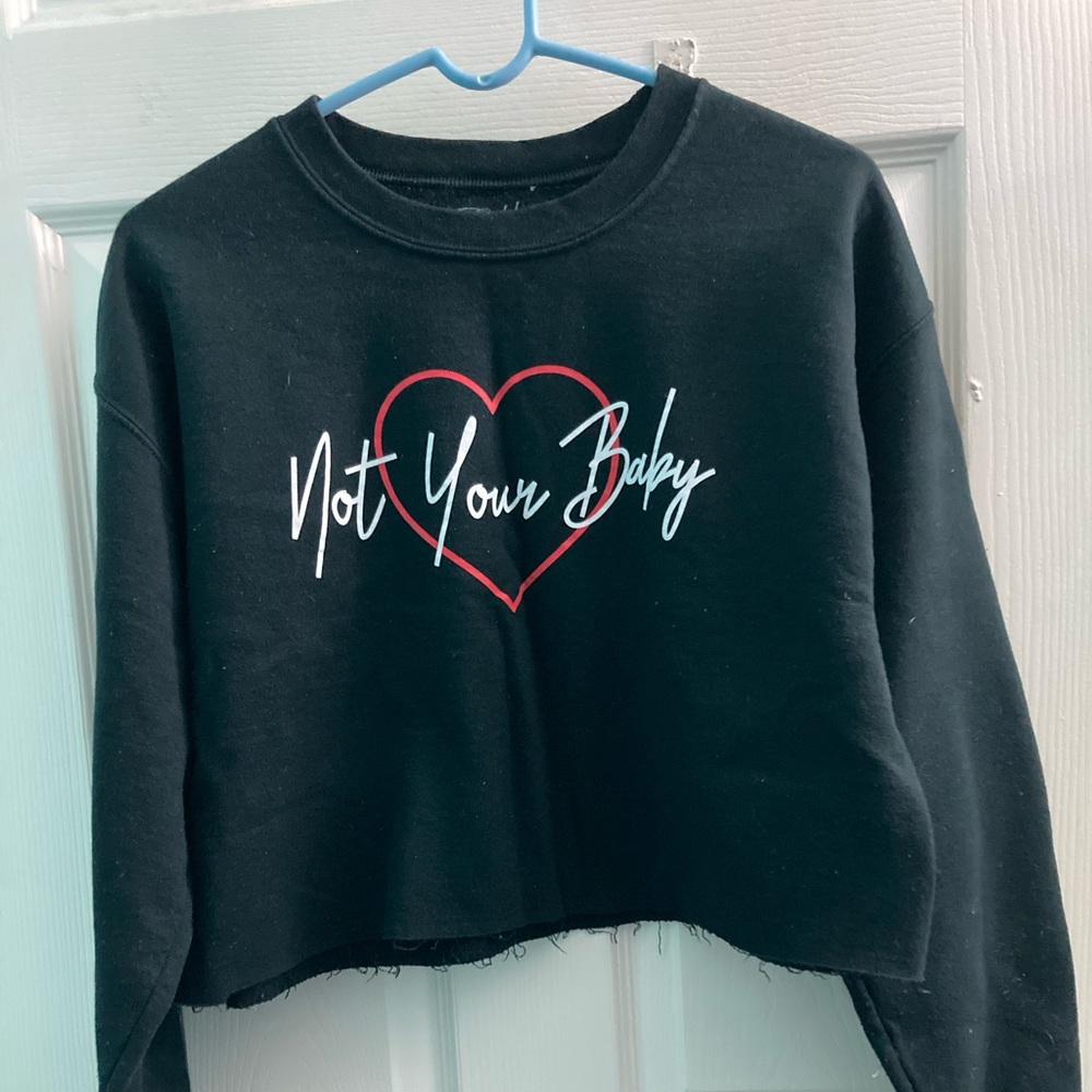 cropped crew neck
